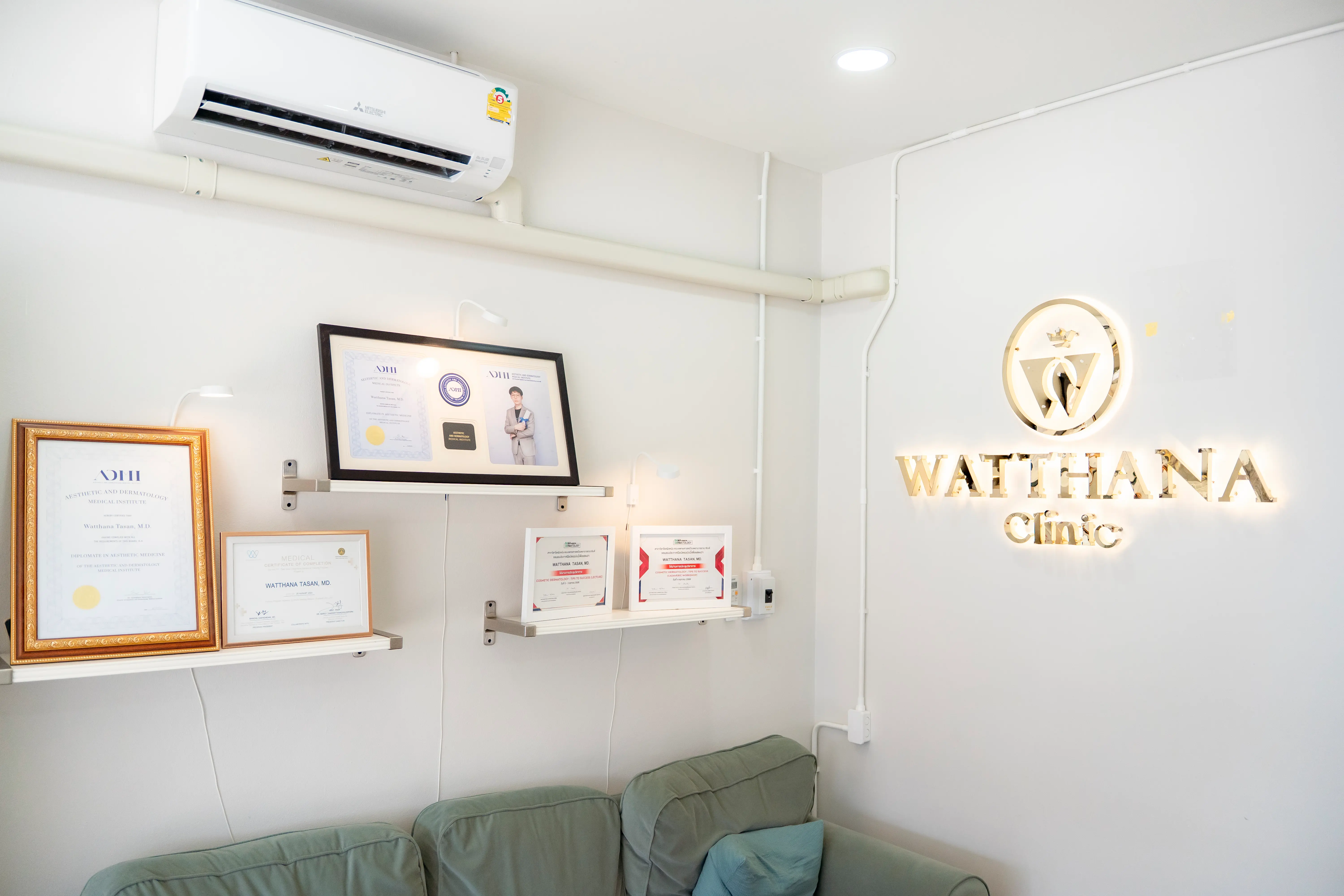 บรรยากาศภายในวัฒนาคลินิก สะอาดได้มาตรฐาน